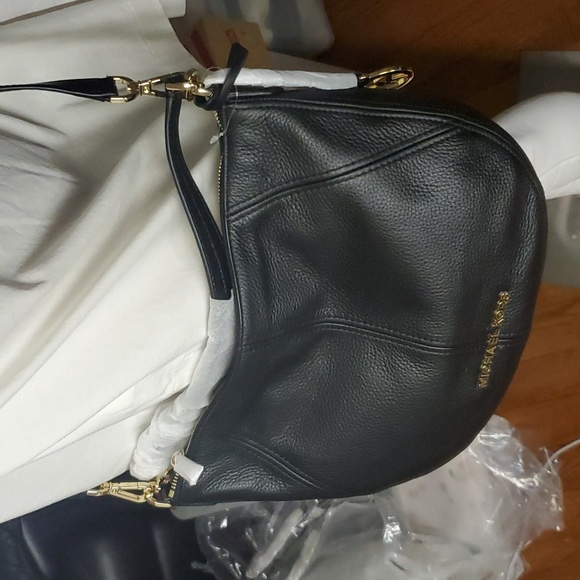 NWT Michael Kors Leather Convertible Medium Bedford Shoulder Hobo BLACK - Picture 6 of 12